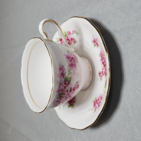 Colclough Teacup and Saucer - Picture 1 of 6